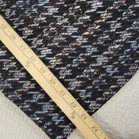 Chaumont Seoul Black and Multi Color Tweed Pencil Skirt Size Small - Picture 5 of 12